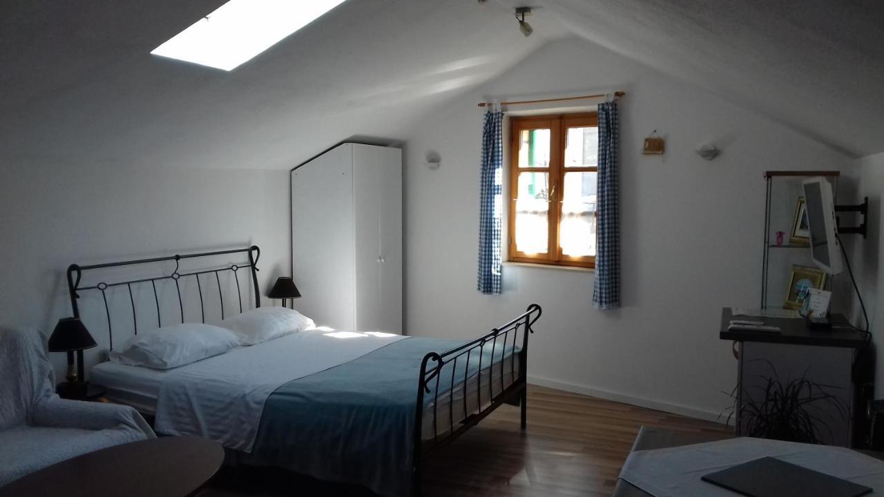 Apartments Mime - Small House Vodice Extérieur photo