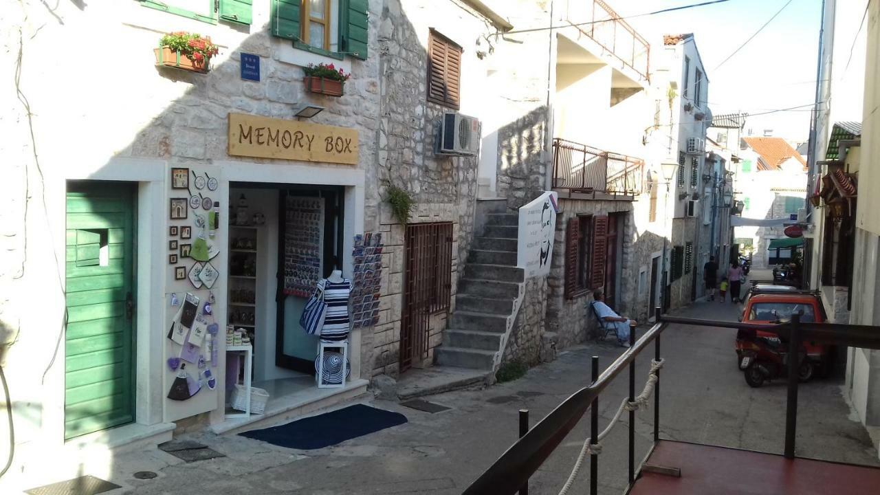 Apartments Mime - Small House Vodice Extérieur photo