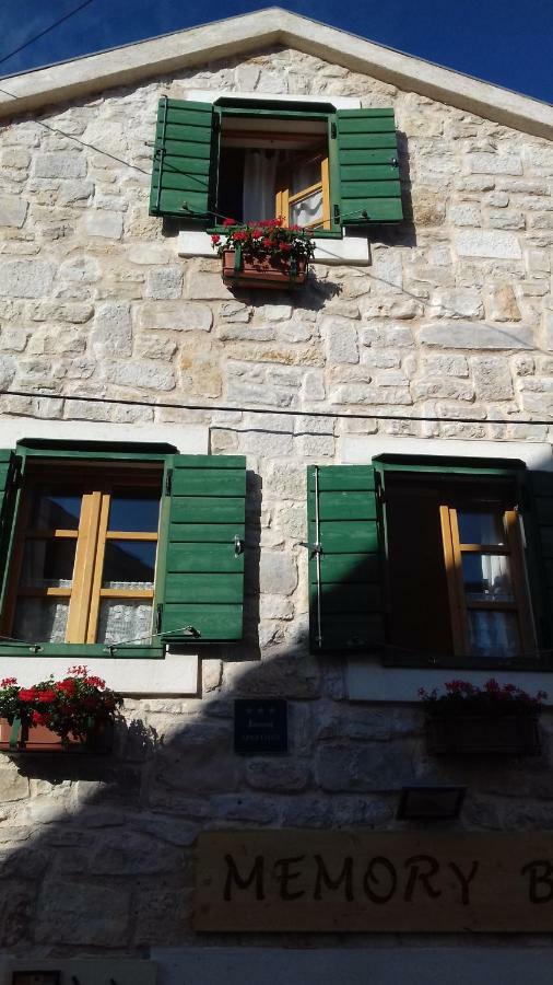 Apartments Mime - Small House Vodice Extérieur photo